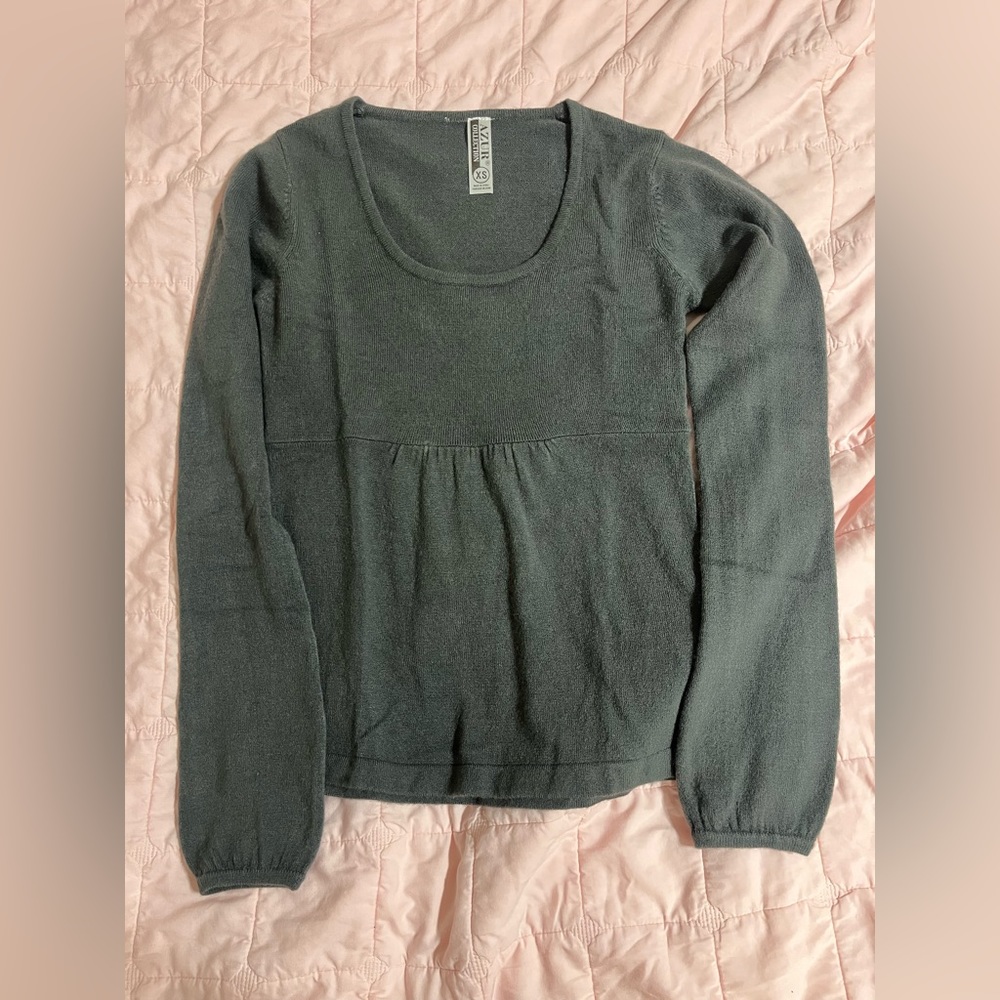 Azur Collection xs long sleeve grey top